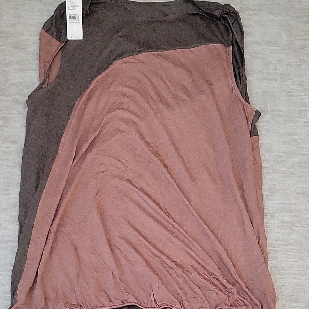 LOFT Two-Tone Sleeveless Blouse - Picture 1 of 3